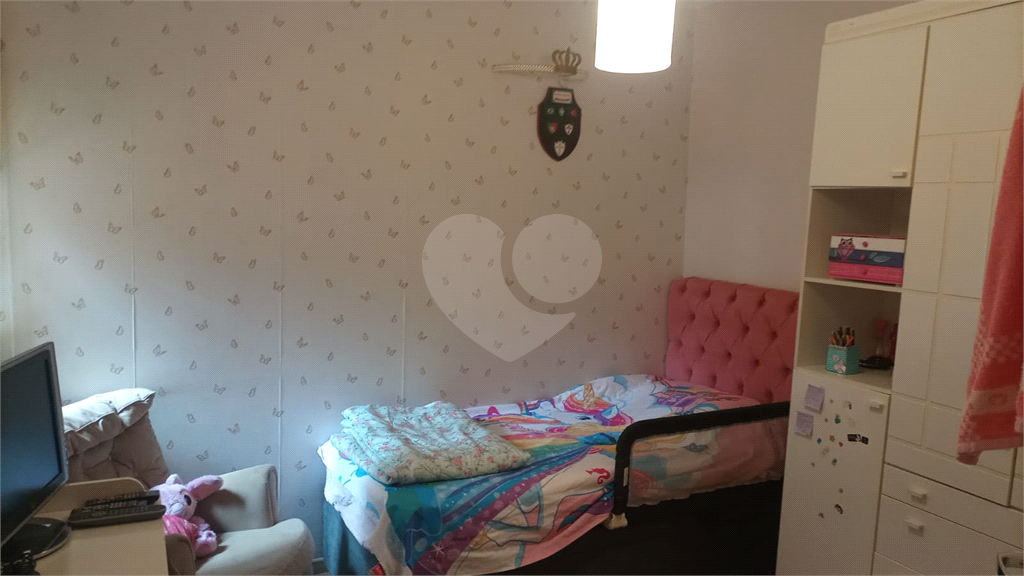 Casa Térrea com 3 Quartos, Suíte e Porão Gigante: Seu Novo Lar Espera por Você!