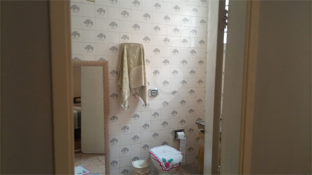 Casa Térrea com 3 Quartos, Suíte e Porão Gigante: Seu Novo Lar Espera por Você!