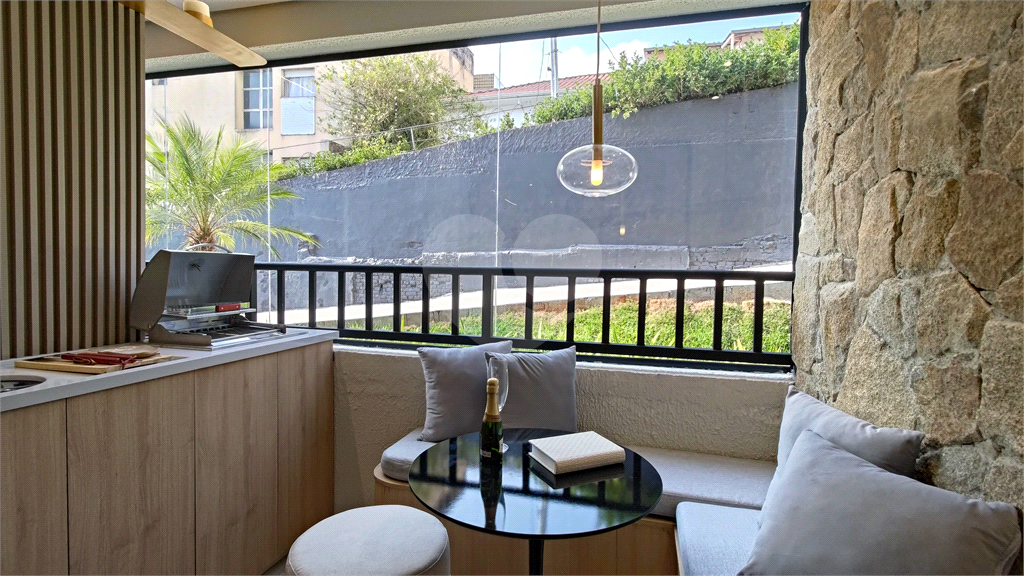 Apartamento em Santana com 2 Dormitórios (1 Suíte Master) e Vaga de Garagem |