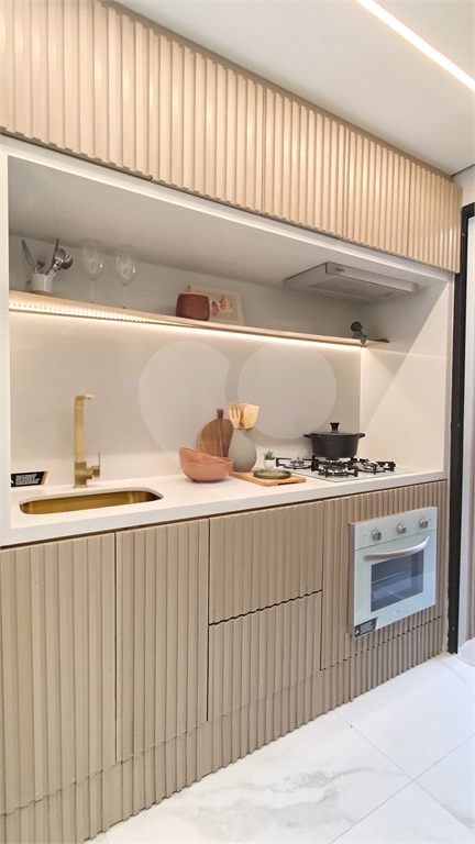 Apartamento em Santana com 2 Dormitórios (1 Suíte Master) e Vaga de Garagem |