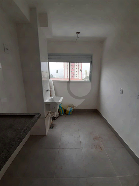 Apartamento novíssimo - 1a locação