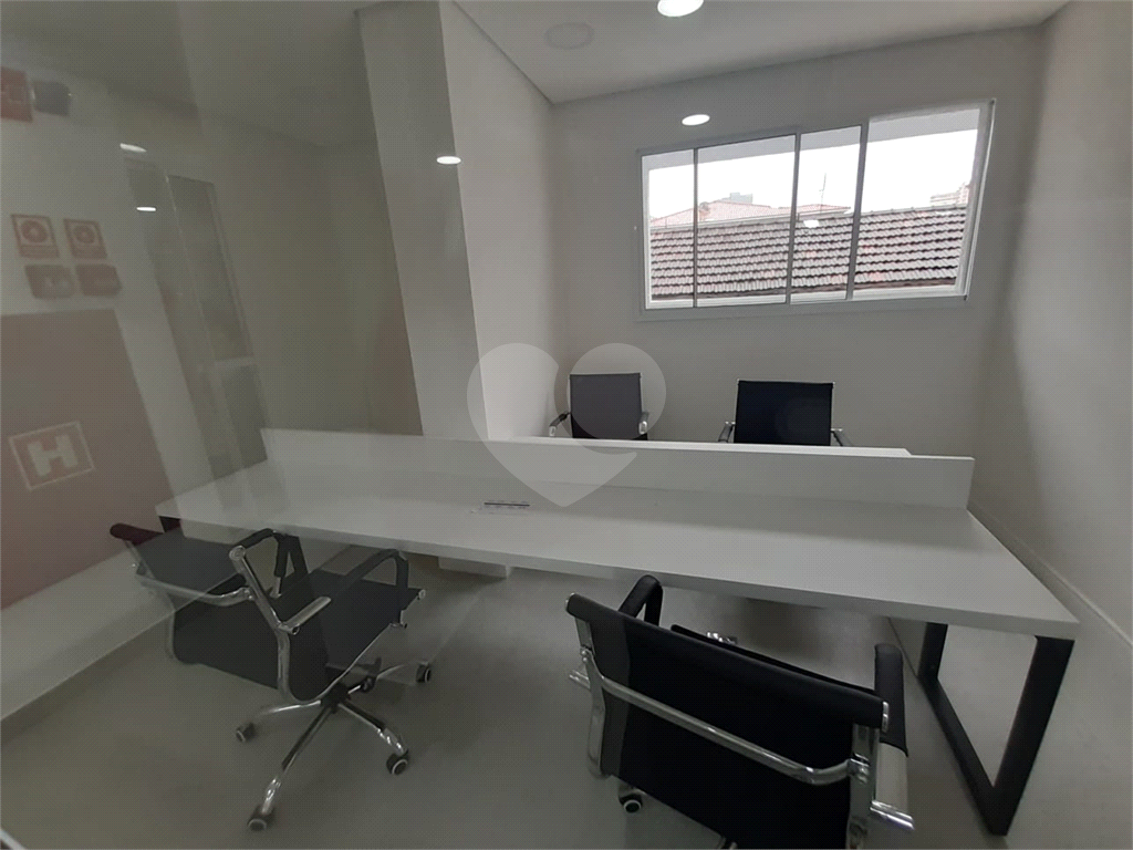 Apartamento novíssimo - 1a locação