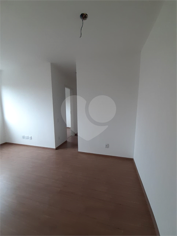 Apartamento novíssimo - 1a locação
