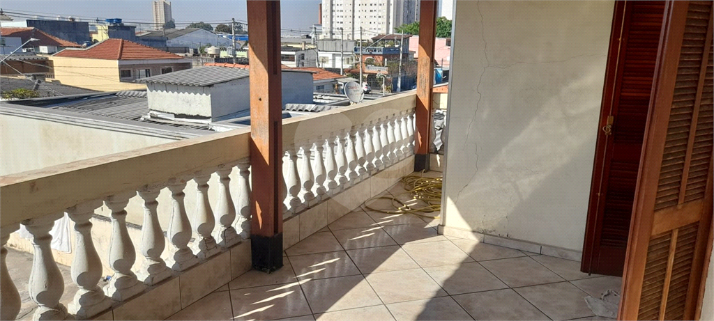 Sobrado com salão comercial na Zona Norte de São Paulo bairro do Jaçana