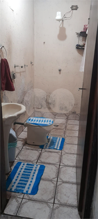 Sobrado com salão comercial na Zona Norte de São Paulo bairro do Jaçana