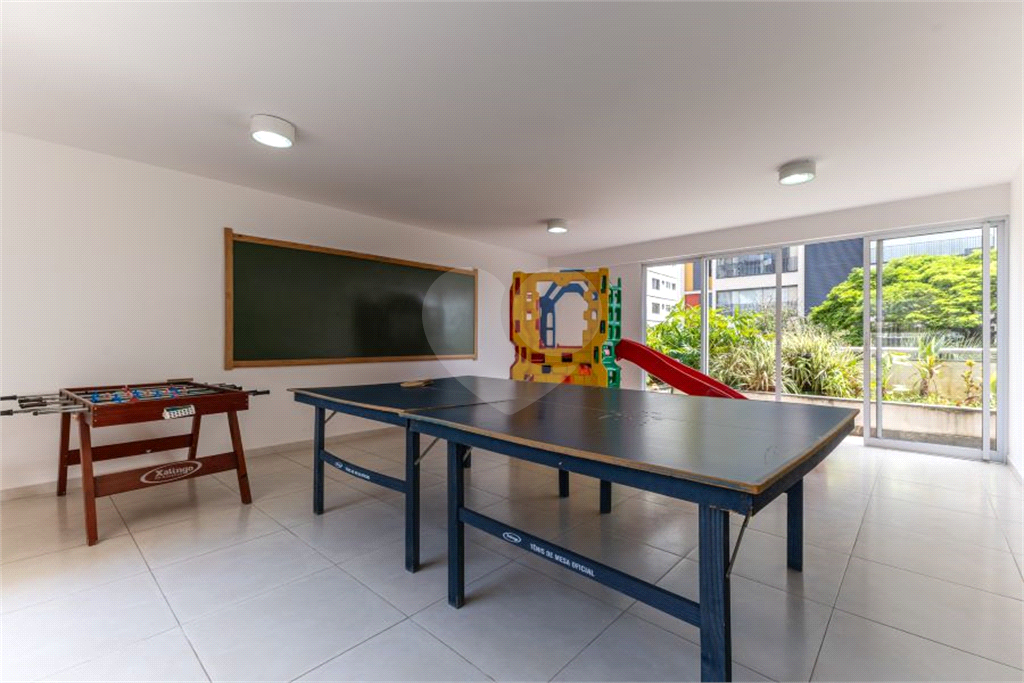 APARTAMENTO em ALTO DA LAPA