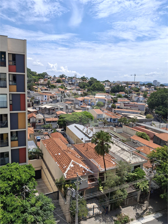 APARTAMENTO em ALTO DA LAPA