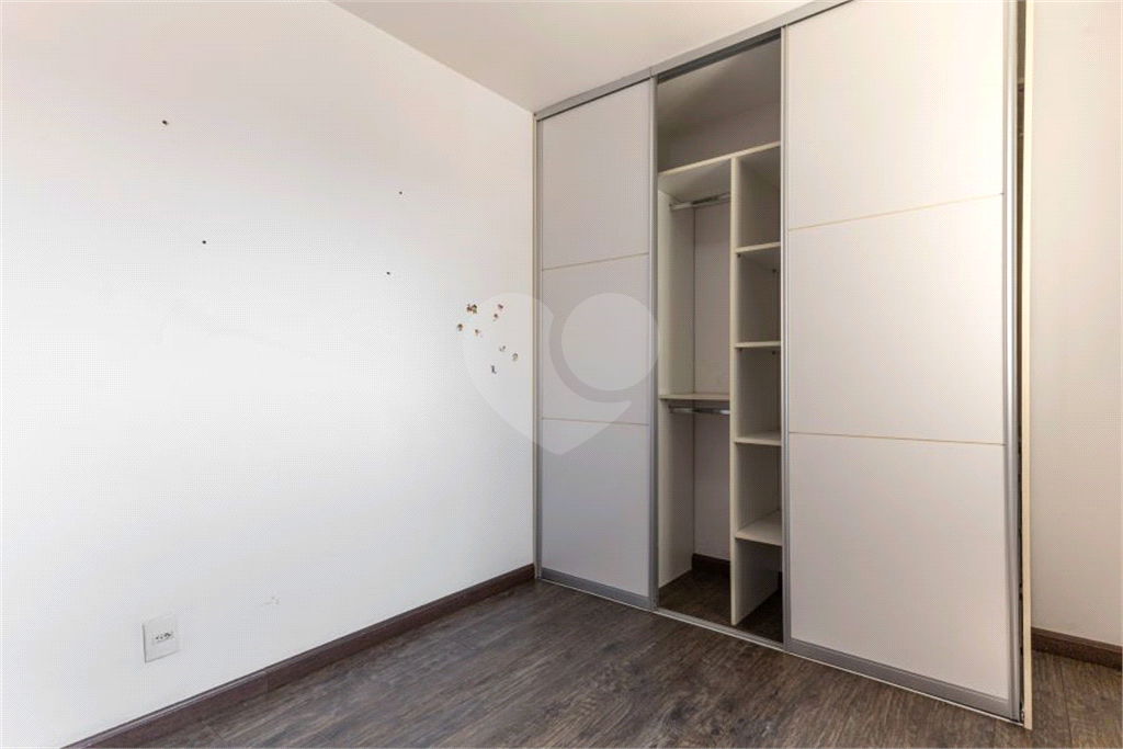 APARTAMENTO em ALTO DA LAPA