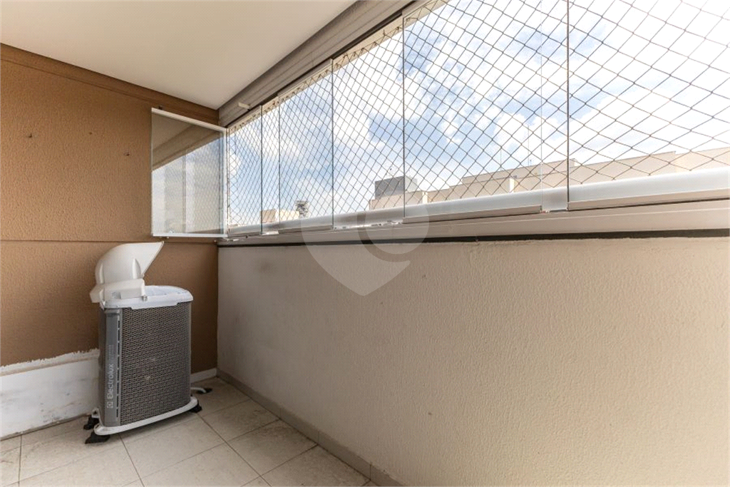 APARTAMENTO em ALTO DA LAPA