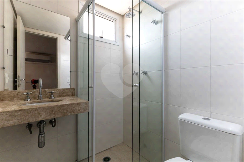 APARTAMENTO em ALTO DA LAPA