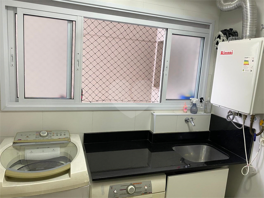 Apartamento com 3 suítes e 2 vagas na Barra Funda - Zona Oeste - SP