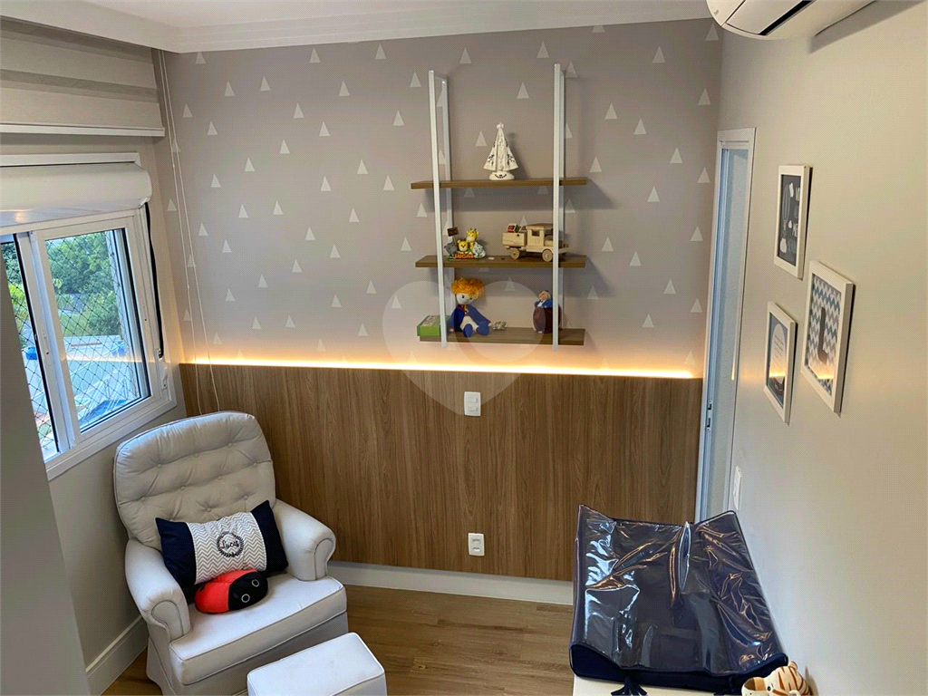 Apartamento com 3 suítes e 2 vagas na Barra Funda - Zona Oeste - SP