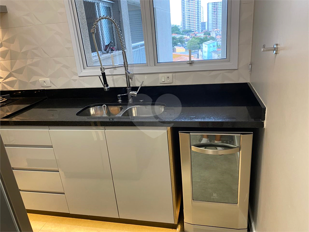 Apartamento com 3 suítes e 2 vagas na Barra Funda - Zona Oeste - SP