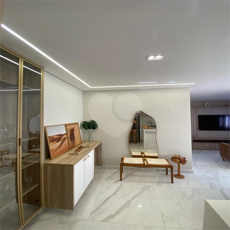 Apartamento à venda com 3 quartos, 60m² - Foto 11