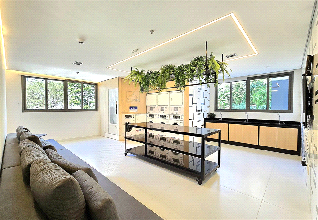 Apartamento Studio para venda mobiliado com lazer completo no Paraíso.