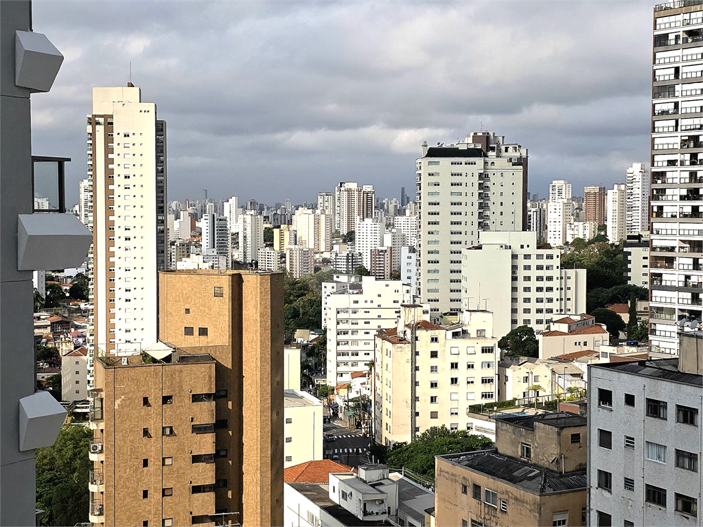 Apartamento Studio para venda mobiliado com lazer completo no Paraíso.