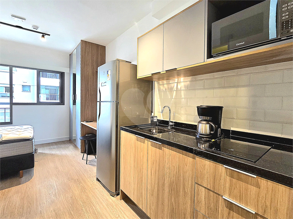 Apartamento Studio para venda mobiliado com lazer completo no Paraíso.