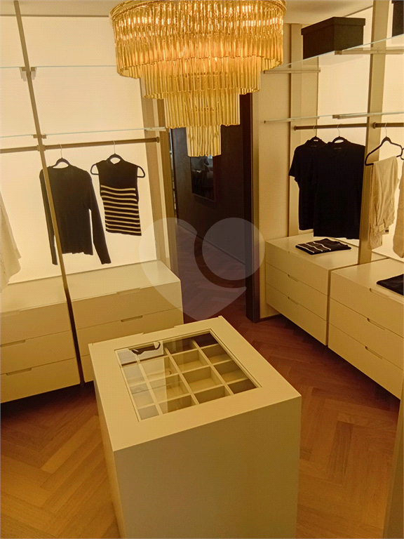 Soleil by Boca do Lobo: Apartamento de 246m² com 4 Suítes e 4 Vagas na Chácara Klabin ALTO PADRÃO