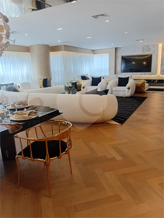 Soleil by Boca do Lobo: Apartamento de 246m² com 4 Suítes e 4 Vagas na Chácara Klabin ALTO PADRÃO