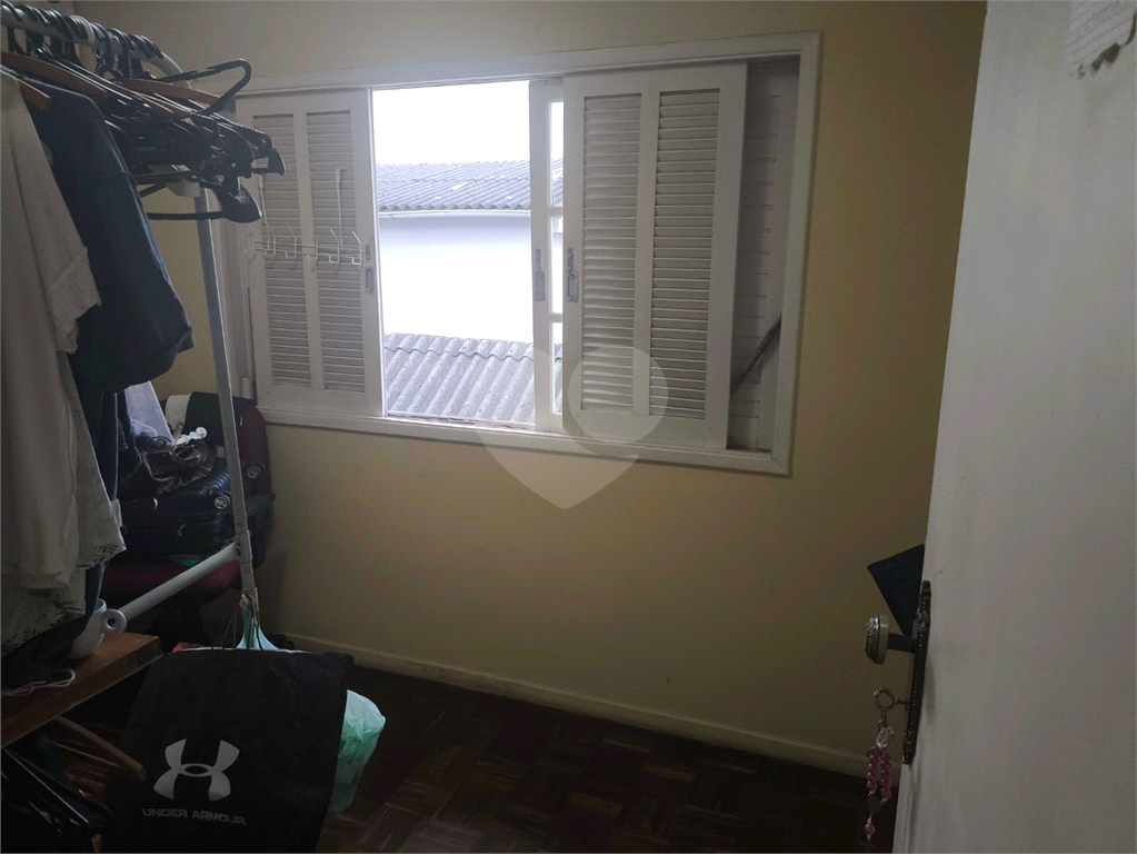 Vende - se Casa Vila Mazzei   199m²,  Com 03 dormitórios , 01 suite, 01 sala ,03 banheiros, 03 vagas