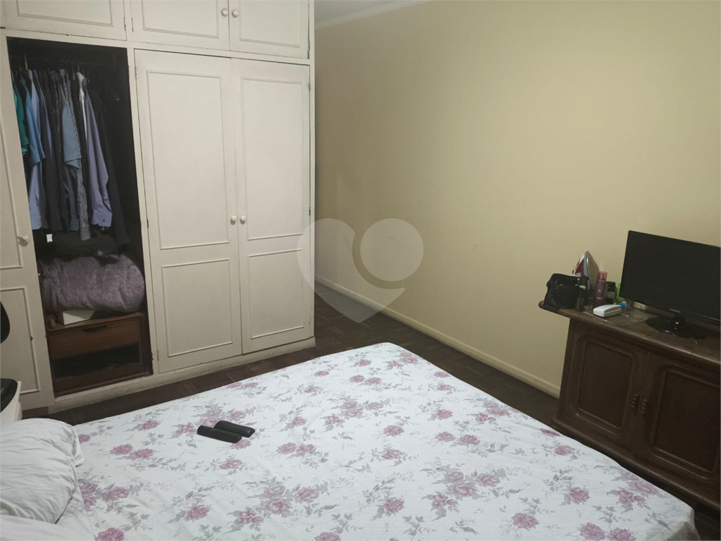 Vende - se Casa Vila Mazzei   199m²,  Com 03 dormitórios , 01 suite, 01 sala ,03 banheiros, 03 vagas