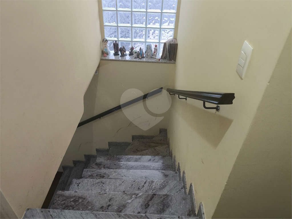 Vende - se Casa Vila Mazzei   199m²,  Com 03 dormitórios , 01 suite, 01 sala ,03 banheiros, 03 vagas