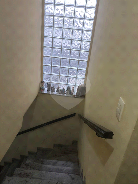 Vende - se Casa Vila Mazzei   199m²,  Com 03 dormitórios , 01 suite, 01 sala ,03 banheiros, 03 vagas