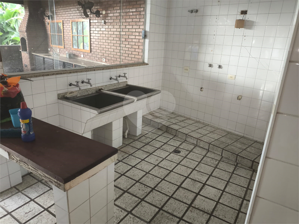 Vende - se Casa Alto Padrão Palmas do Tremembe 284m² 