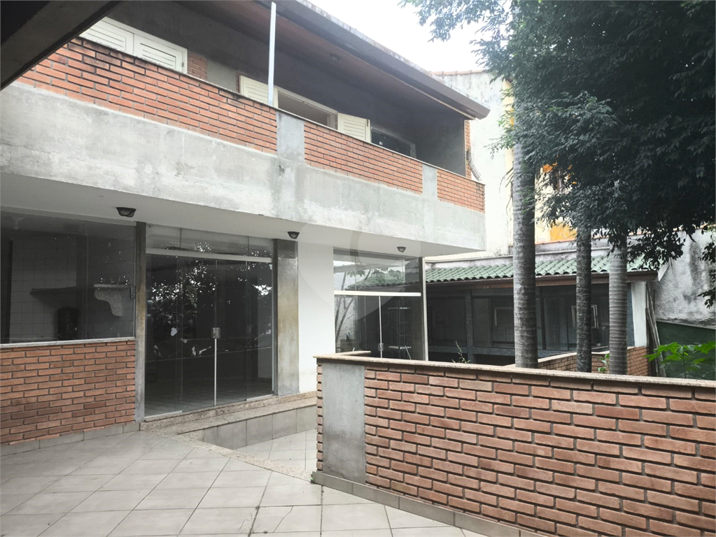 Vende - se Casa Alto Padrão Palmas do Tremembe 284m² 