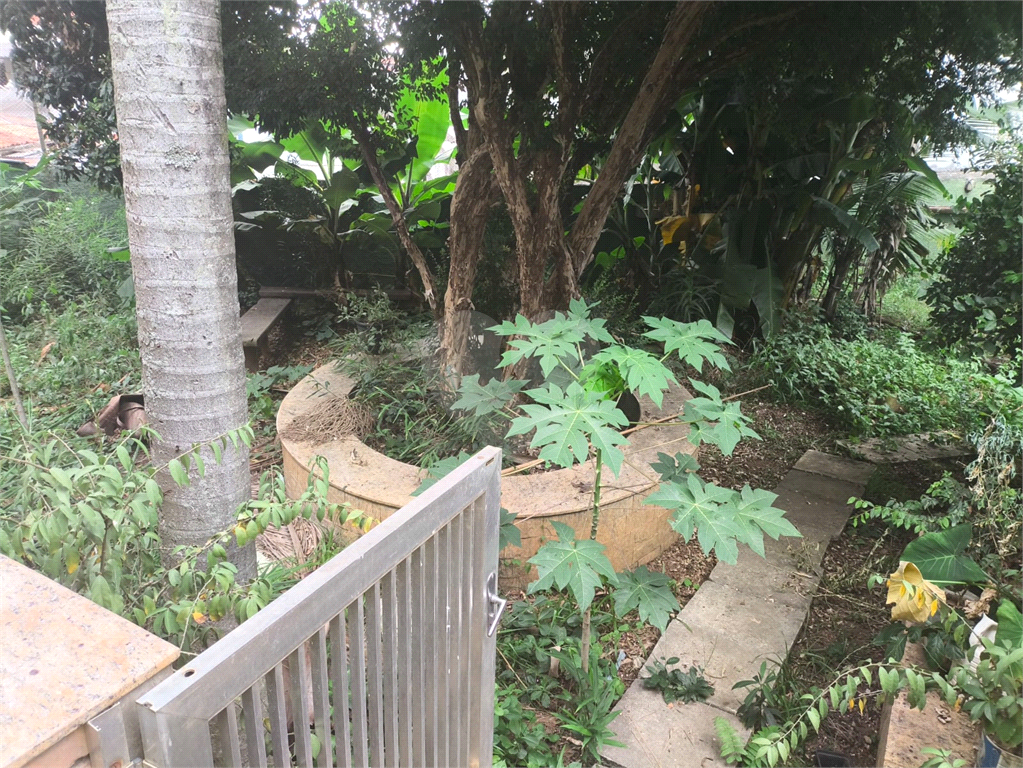 Vende - se Casa Alto Padrão Palmas do Tremembe 284m² 