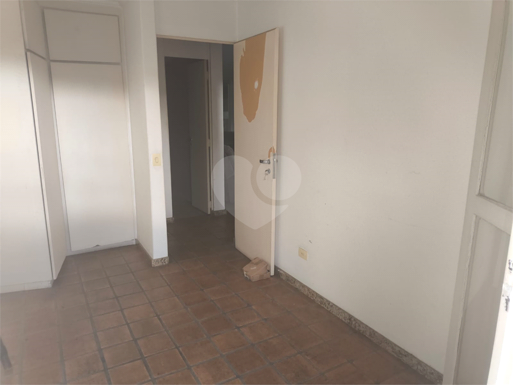 Vende - se Casa Alto Padrão Palmas do Tremembe 284m² 