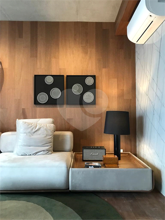 Apartamento Duplex com 2 dormitórios para Venda na Vila Olimpia/ São Paulo-SP