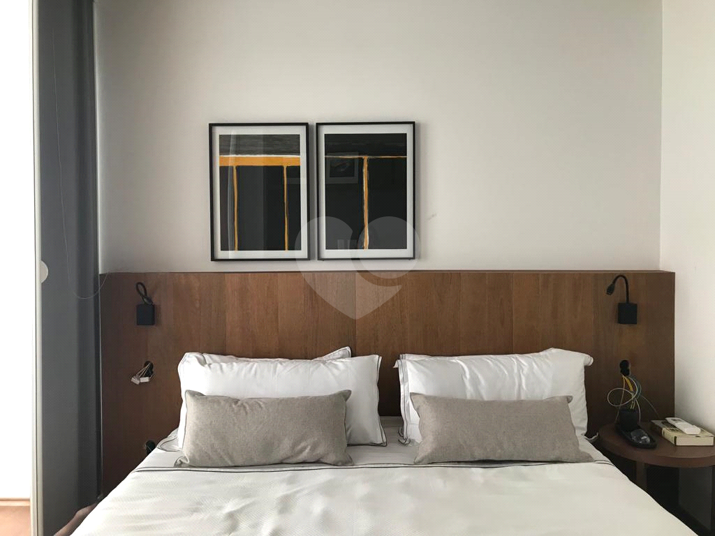 Apartamento Duplex com 2 dormitórios para Venda na Vila Olimpia/ São Paulo-SP