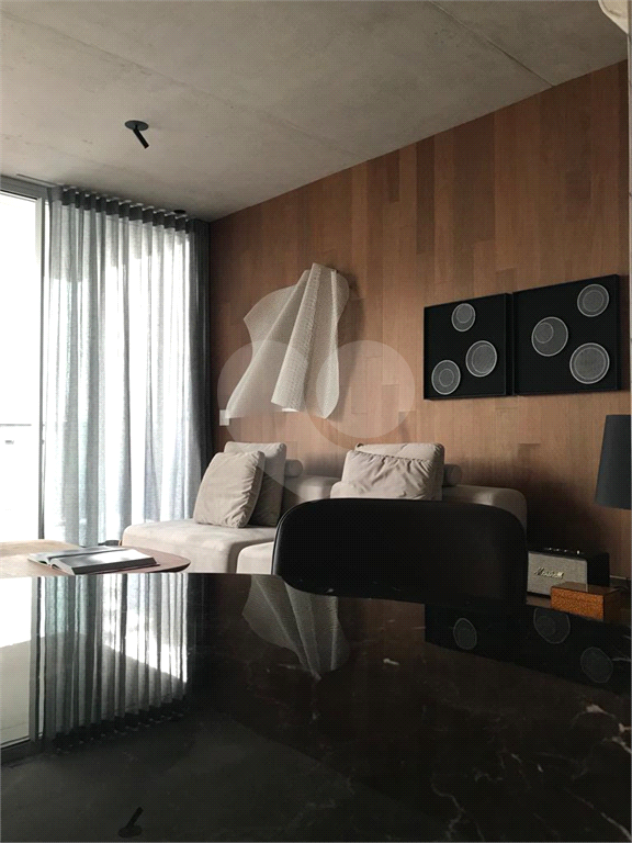 Apartamento Duplex com 2 dormitórios para Venda na Vila Olimpia/ São Paulo-SP