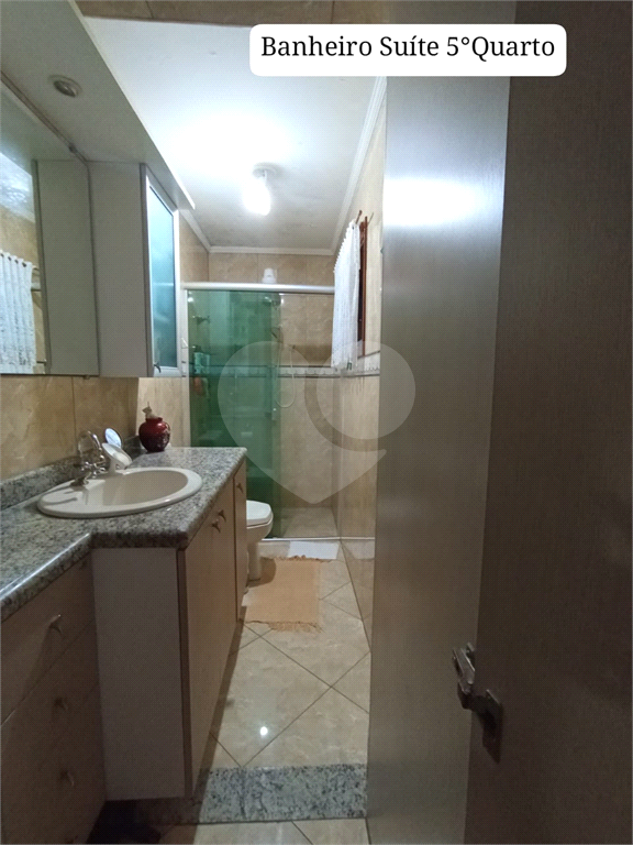 EXCELENTE SOBRADO RUA SEM SAIDE / CONDOMINIO