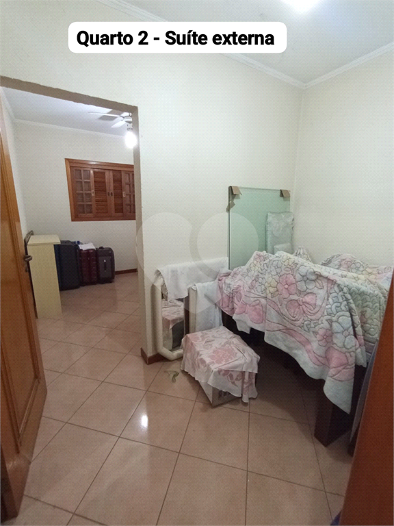 EXCELENTE SOBRADO RUA SEM SAIDE / CONDOMINIO