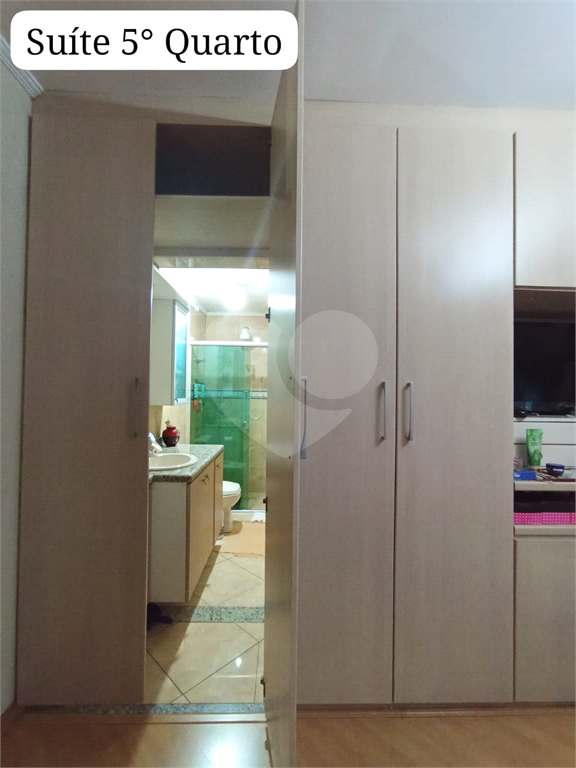 EXCELENTE SOBRADO RUA SEM SAIDE / CONDOMINIO