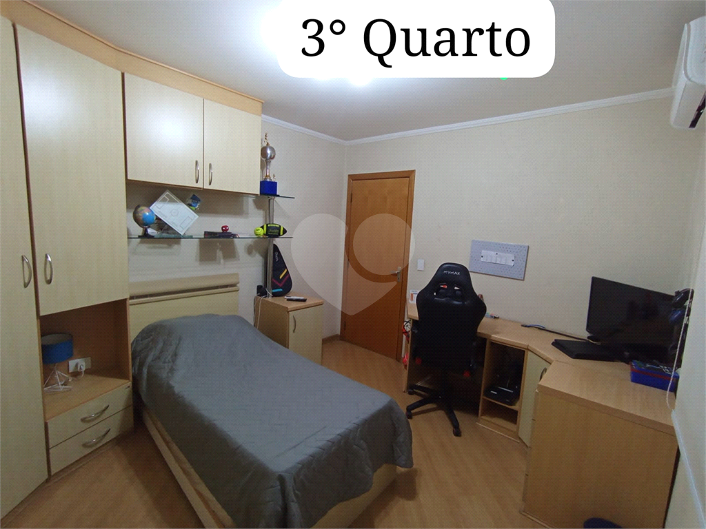 EXCELENTE SOBRADO RUA SEM SAIDE / CONDOMINIO