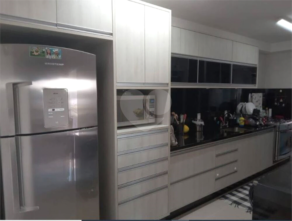 Apartamento à venda com 3 quartos, 90m² - Foto 1