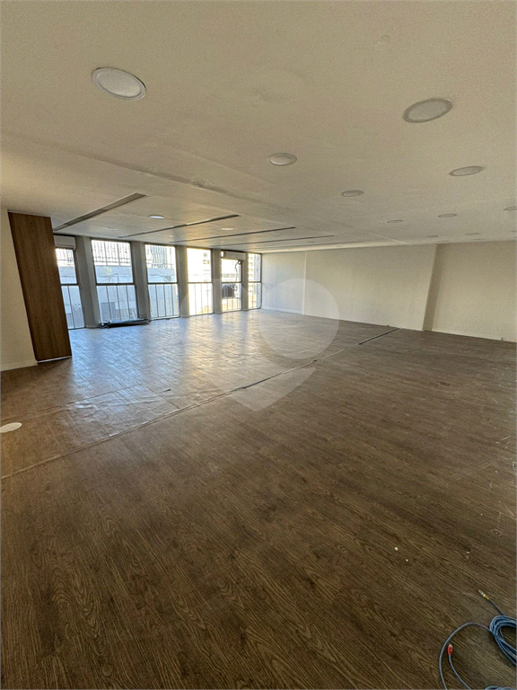 CONSOLAÇÃO - CONJUNTO COMERCIAL DE 106 M² 