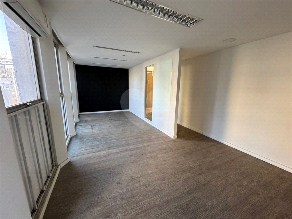 CONSOLAÇÃO - CONJUNTO COMERCIAL DE 106 M² 