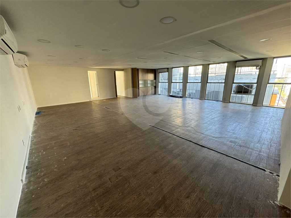 CONSOLAÇÃO - CONJUNTO COMERCIAL DE 106 M² 