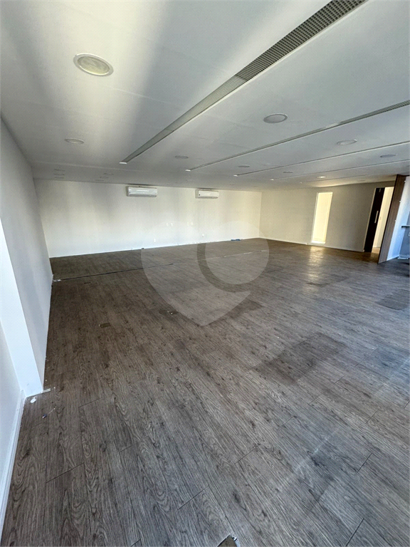 CONSOLAÇÃO - CONJUNTO COMERCIAL DE 106 M² 