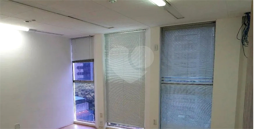 CONSOLAÇÃO - CONJUNTO COMERCIAL DE 106 M² 