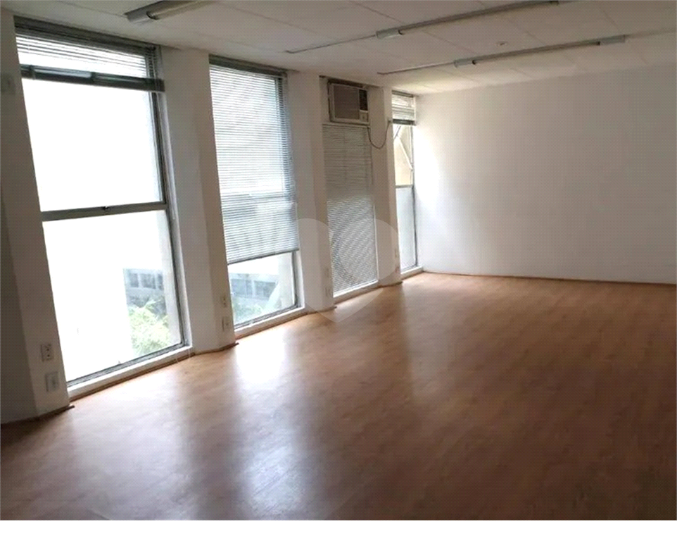 CONSOLAÇÃO - CONJUNTO COMERCIAL DE 106 M² 