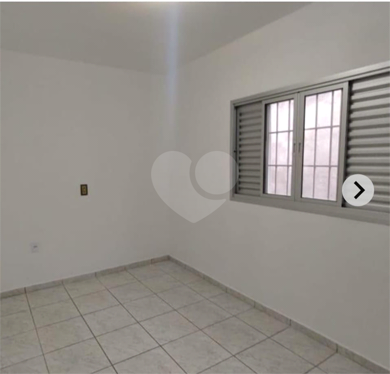 Casa à venda com 3 quartos, 134m² - Foto 9