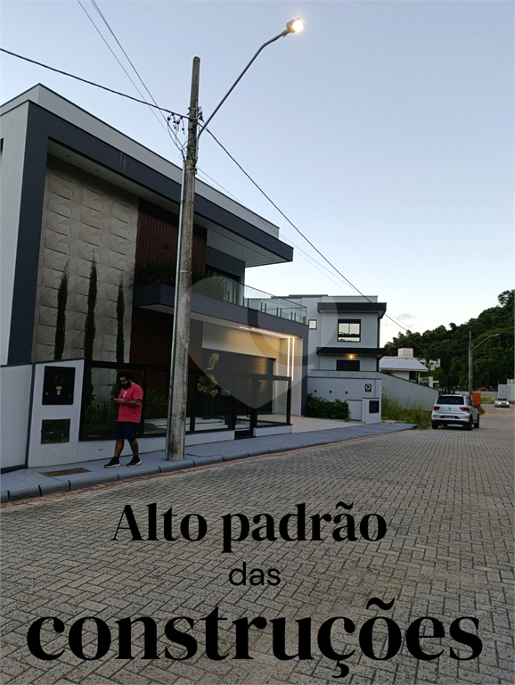 TERRENO COM VISTA AO MAR - SC.