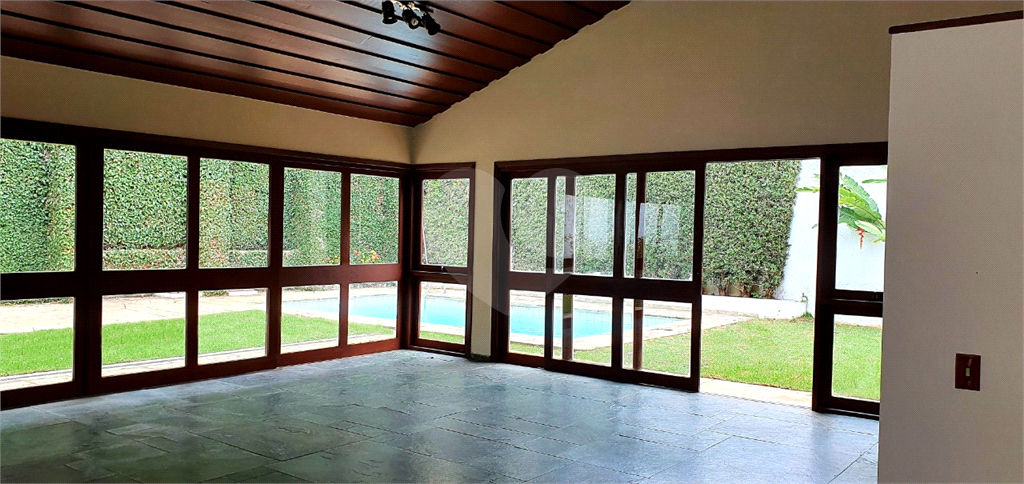  Casa à Venda no Residencial 1 – Alphaville | 4 Suítes, 610m² de Terreno
