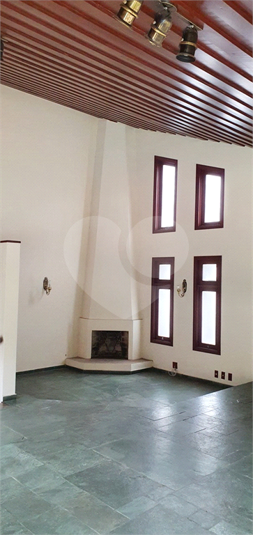  Casa à Venda no Residencial 1 – Alphaville | 4 Suítes, 610m² de Terreno
