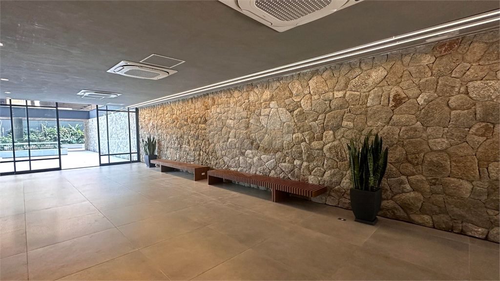 Apartamento de 68m² com 2 Dormitórios e Suíte em Brooklin